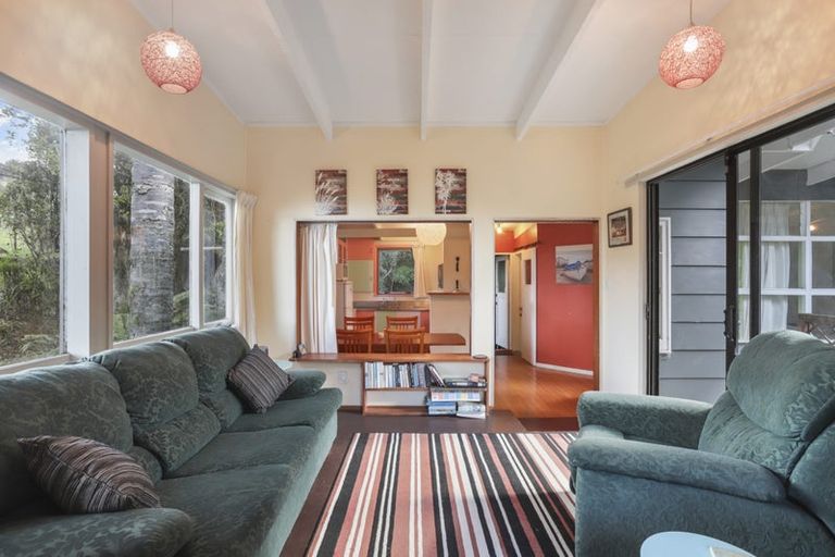 Photo of property in 66 Whatipu Road, Huia, Auckland, 0604