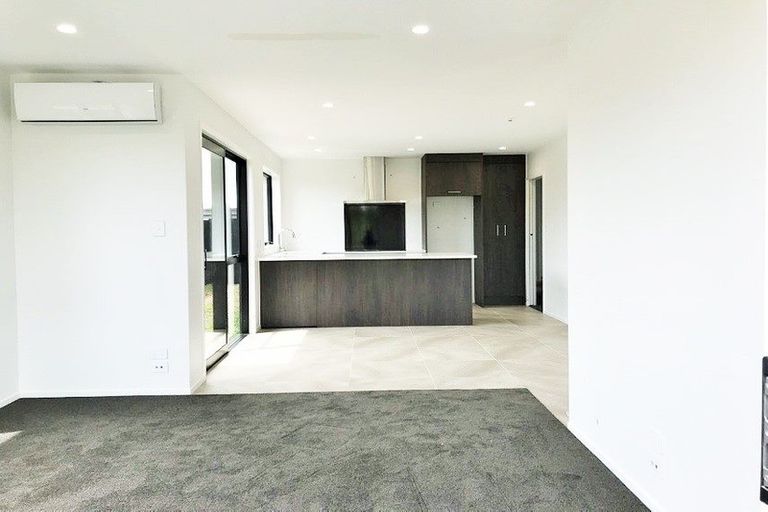 Photo of property in 61 Clarks Beach Road, Clarks Beach, 2122