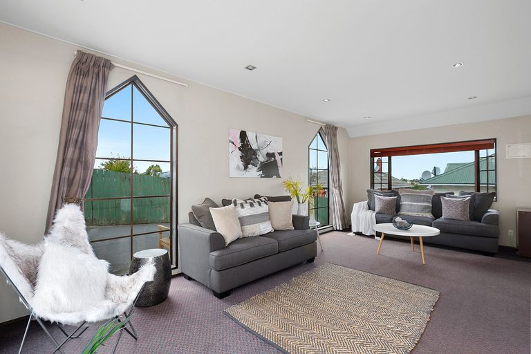Photo of property in 220 South Road, Caversham, Dunedin, 9012