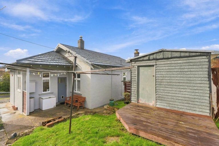 Photo of property in 2 John Street, Abbotsford, Dunedin, 9018