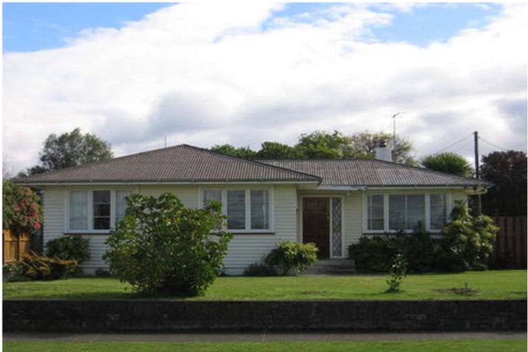Photo of property in 21 Wavell Crescent, Lansdowne, Masterton, 5810