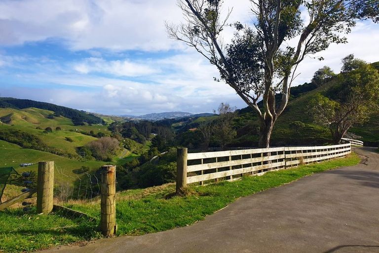 Photo of property in 419 Takapu Road, Takapu Valley, Wellington, 5028