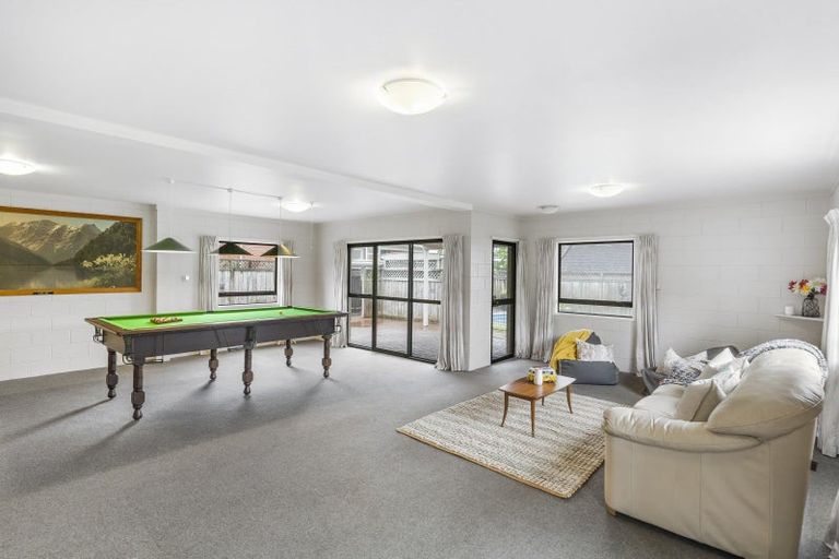 Photo of property in 1/15 Quebec Road, Milford, Auckland, 0620