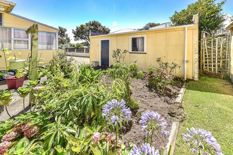 Photo of property in 1 Plunket Street, Durie Hill, Whanganui, 4500