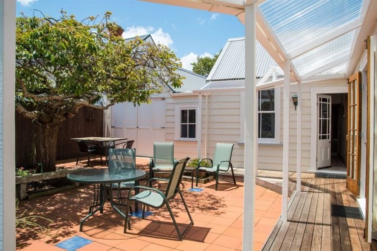 Photo of property in 13 Buchanan Street, Devonport, Auckland, 0624