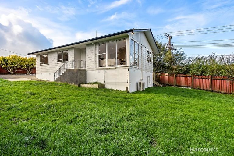 Photo of property in 40a Vina Place, Massey, Auckland, 0614