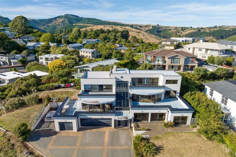 Photo of property in 16 Delhi Place, Cashmere, Christchurch, 8022