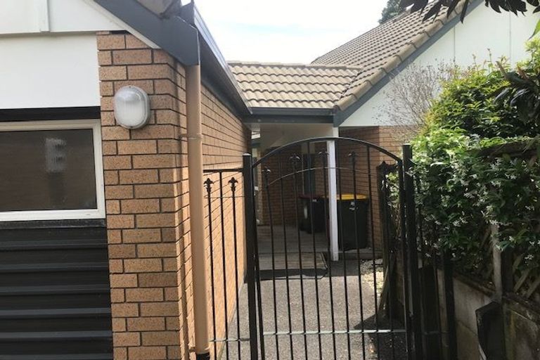 Photo of property in 2/55 Moore Street, Howick, Auckland, 2014