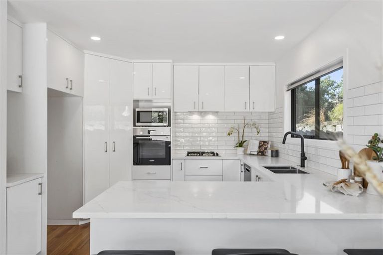 Photo of property in 4 Inga Road, Milford, Auckland, 0620