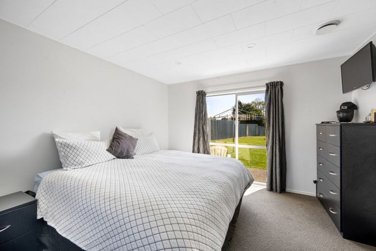 Photo of property in 30 Sutton Avenue, Clive, 4102