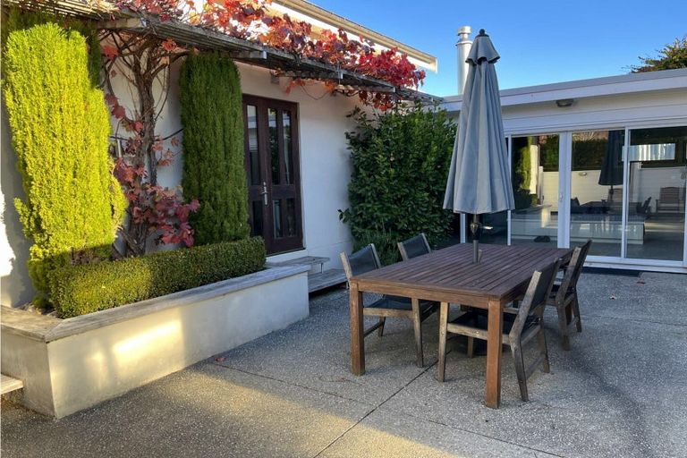 Photo of property in 14 Anglesea Street, Arrowtown, 9302