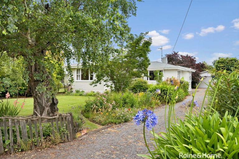 Photo of property in 112 South Road, Solway, Masterton, 5810