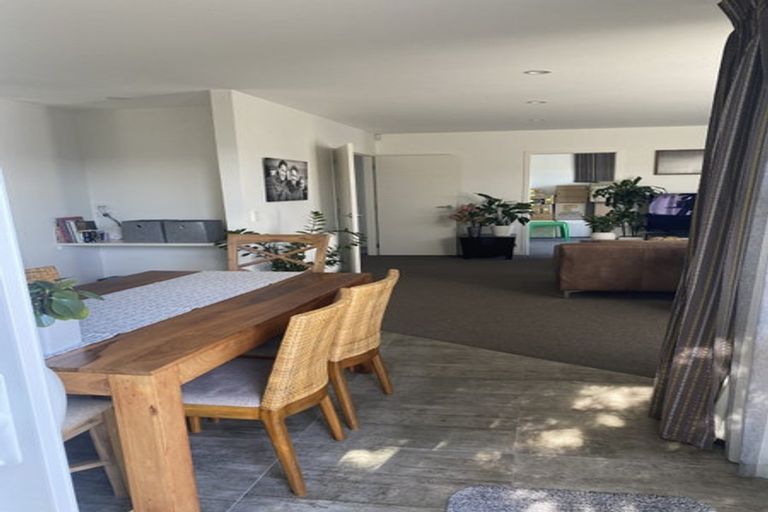 Photo of property in 17 Pacific View, Whitby, Porirua, 5024