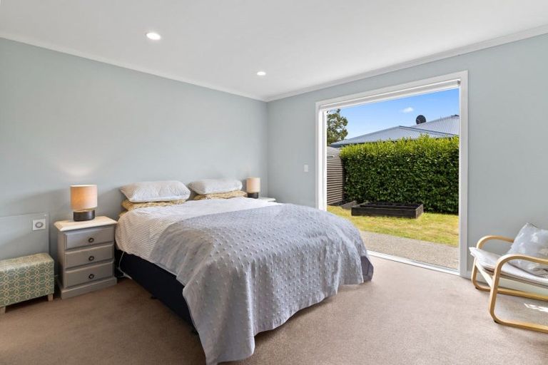 Photo of property in 28 Cotter Street, Greytown, 5712
