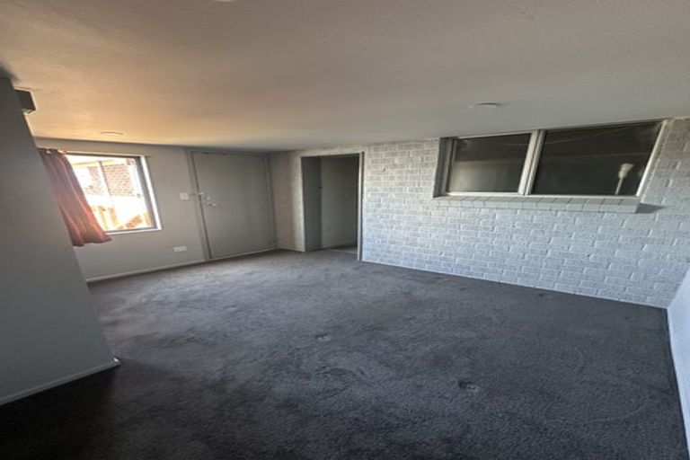 Photo of property in 4/13 Seabrook Avenue, New Lynn, Auckland, 0600