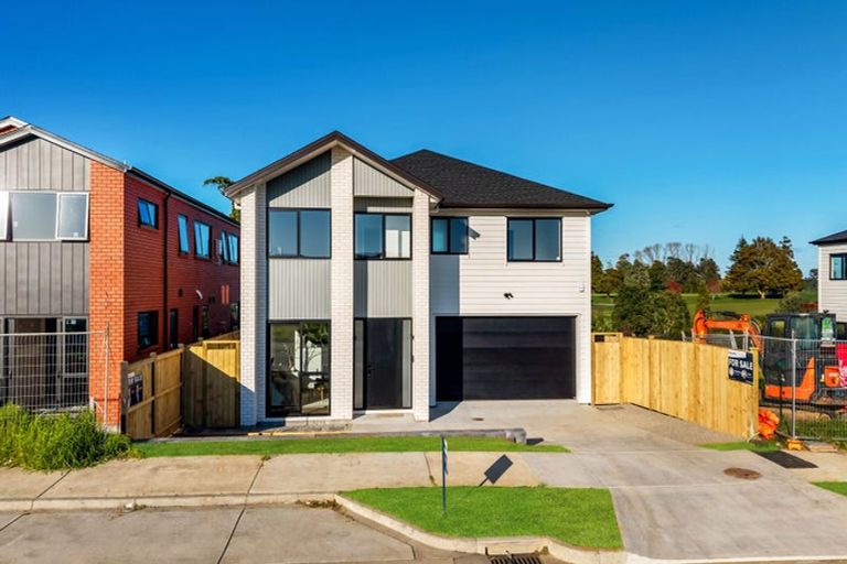 Photo of property in 37 Puia Street, Papatoetoe, 2025