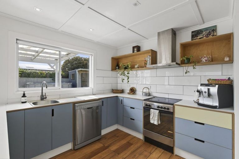 Photo of property in 53 Cumming Street, Okato, 4335