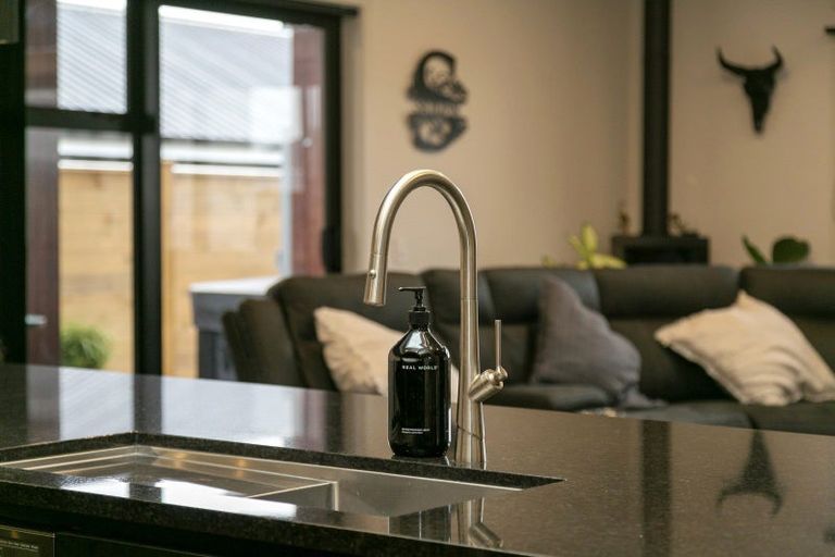 Photo of property in 67 Harakeke Drive, Wharewaka, Taupo, 3330