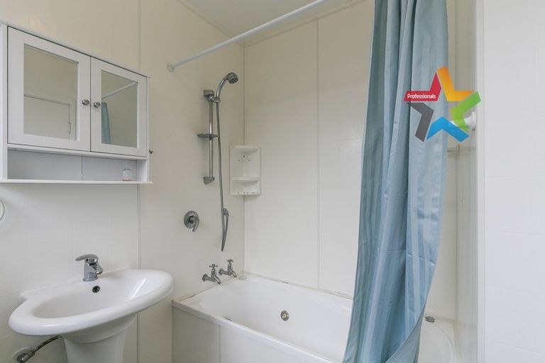 Photo of property in 16/306 Karori Road, Karori, Wellington, 6012