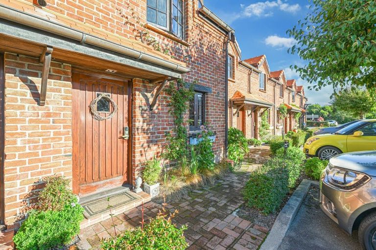 Photo of property in 4/6 Quiet Woman Way, Monaco, Nelson, 7011