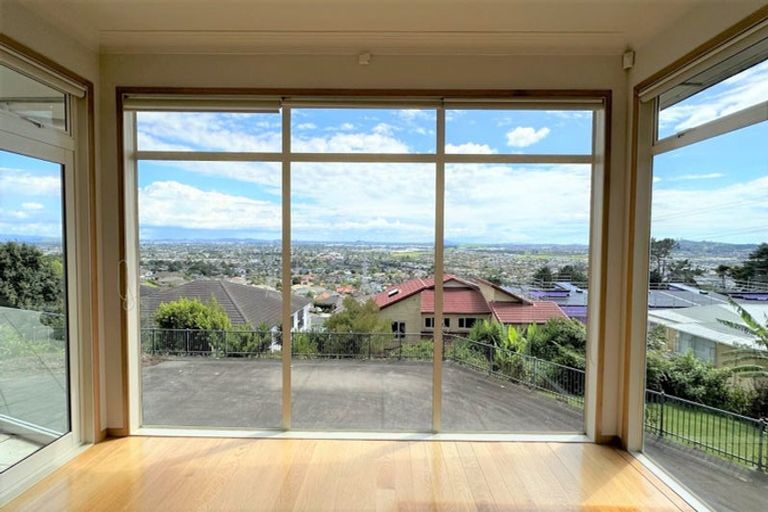 Photo of property in 150 Redoubt Road, Flat Bush, Auckland, 2019