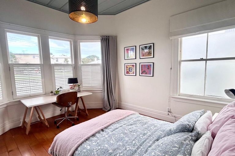 Photo of property in 89 Albert Road, Devonport, Auckland, 0624