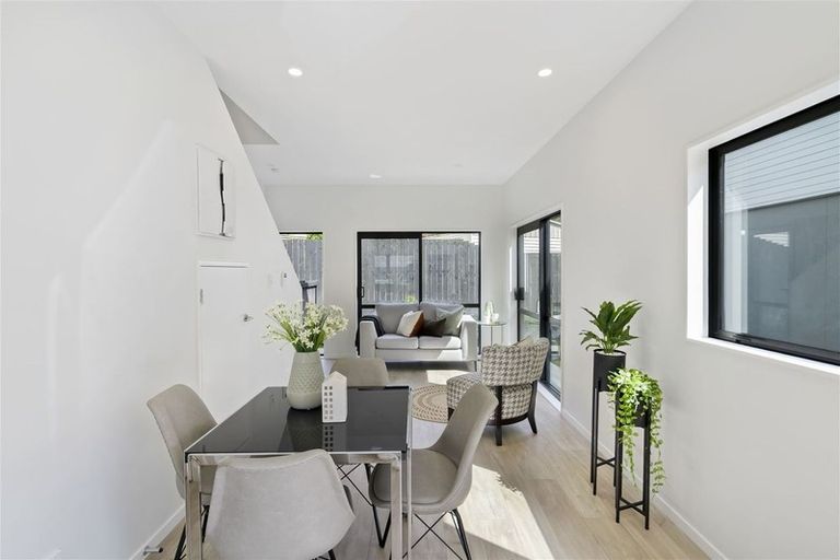 Photo of property in 3/24 Andrew Road, Howick, Auckland, 2010