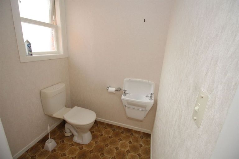 Photo of property in 40 Pohutukawa Drive, Tokoroa, 3420