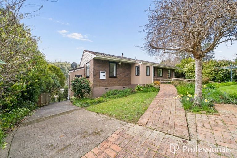 Photo of property in 136 Plateau Road, Te Marua, Upper Hutt, 5018