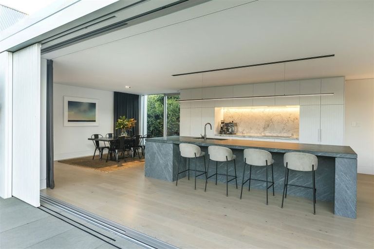 Photo of property in 26 Shrewsbury Street, Merivale, Christchurch, 8014