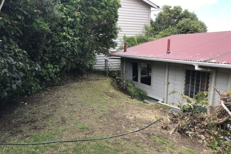 Photo of property in 26 Highbury Crescent, Highbury, Wellington, 6012