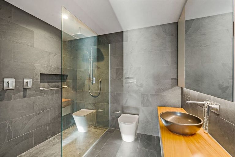 Photo of property in 81 Piha Road, Piha, New Lynn, 0772