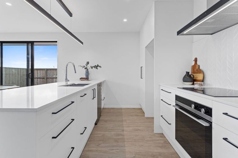 Photo of property in 8 Matai Springs Drive, Halswell, Christchurch, 8025