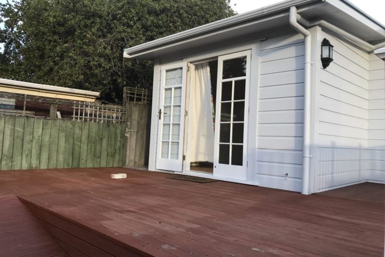 Photo of property in 92 Britomart Street, Berhampore, Wellington, 6023