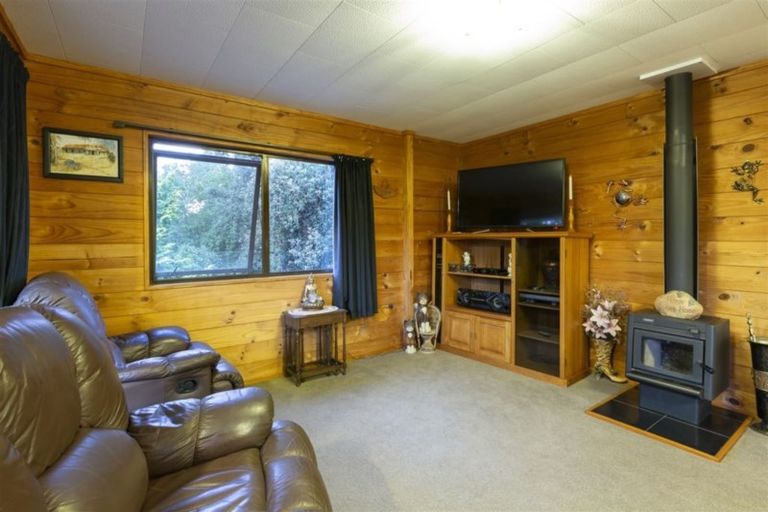 Photo of property in 33 Mellsop Avenue, Waiuku, 2123