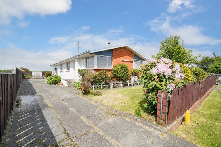 Photo of property in 15 Nevis Crescent, Grasmere, Invercargill, 9810