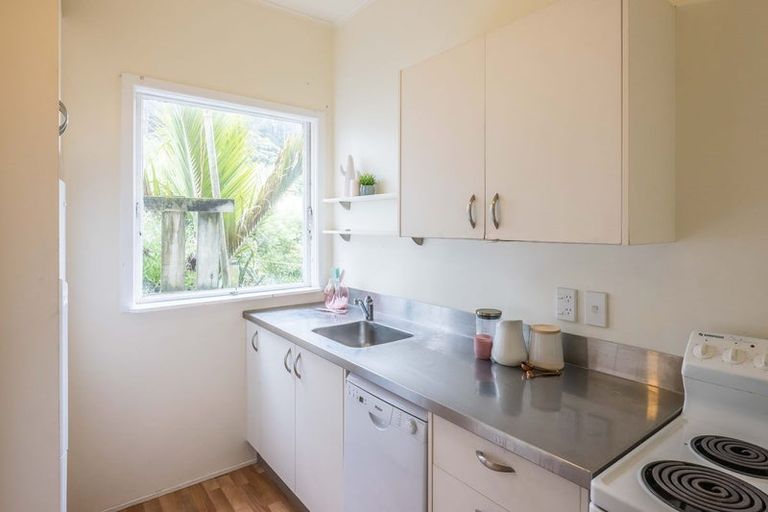 Photo of property in 22 Henry Street, Kilbirnie, Wellington, 6022