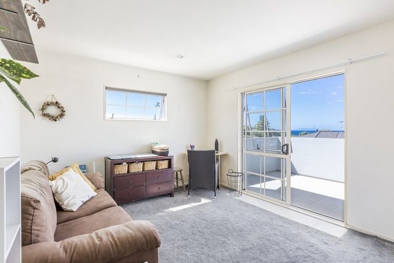 Photo of property in 27 Commodore Court, Gulf Harbour, Whangaparaoa, 0930