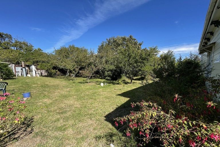 Photo of property in 4 Greenfield Street, Hector, 7822