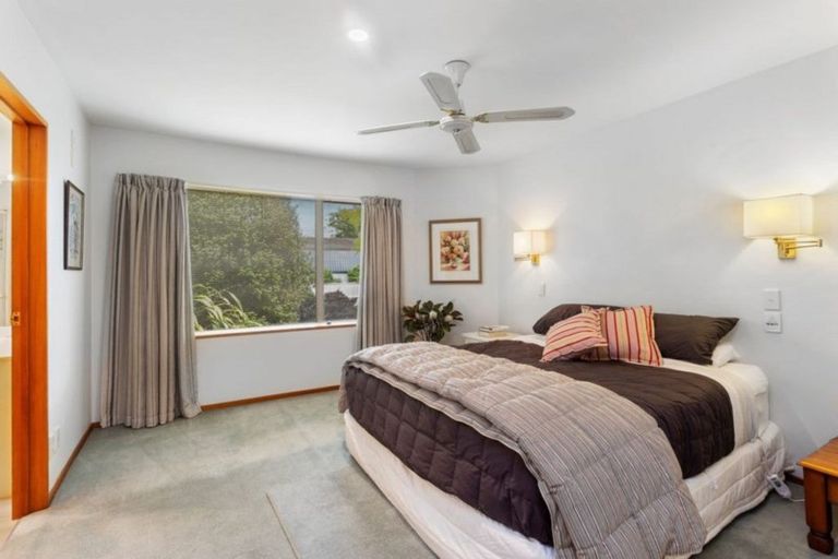 Photo of property in 66 Idris Road, Fendalton, Christchurch, 8052