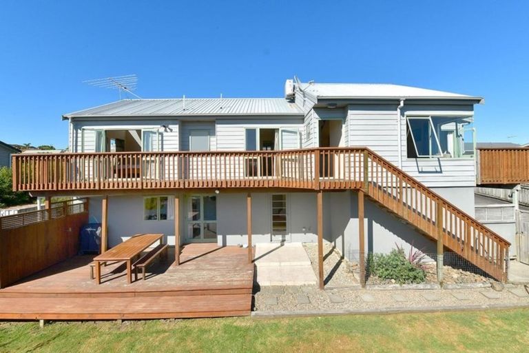 Photo of property in 23 Rakino Avenue, Manly, Whangaparaoa, 0930