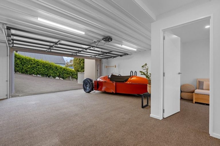 Photo of property in 14b Alfred Street, Northcote Point, Auckland, 0627
