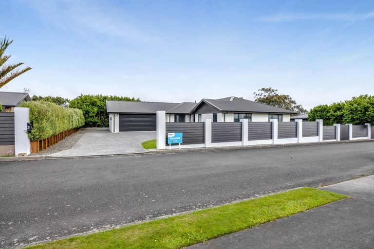 Photo of property in 3 Nikau Place, Hawera, 4610
