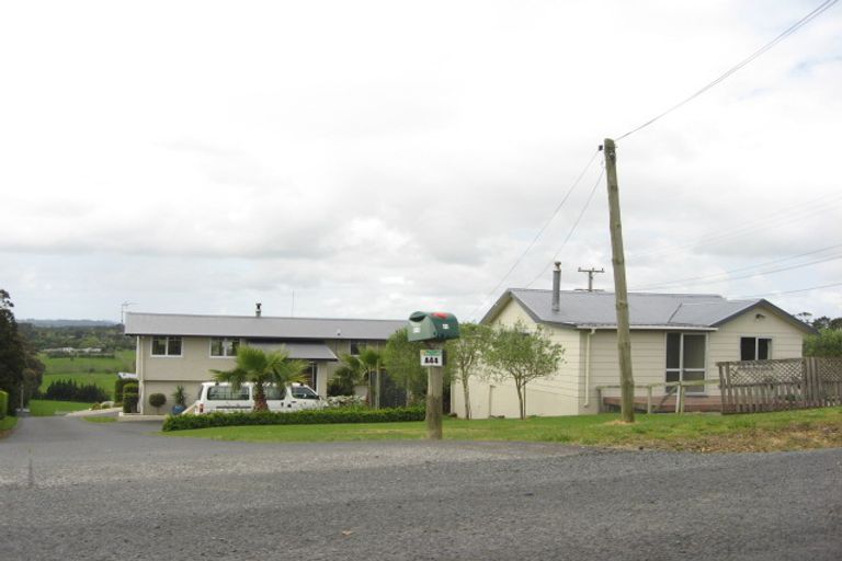 Photo of property in 69 Puke Road, Kumeu, 0891