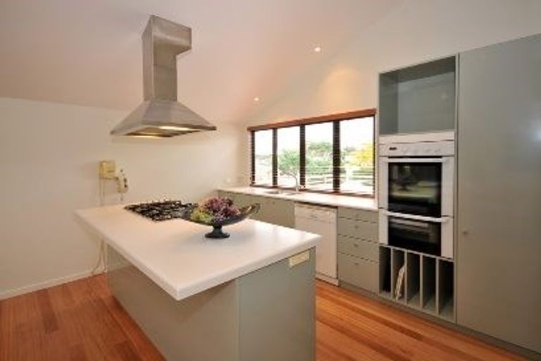 Photo of property in 62 Killarney Street, Takapuna, Auckland, 0622
