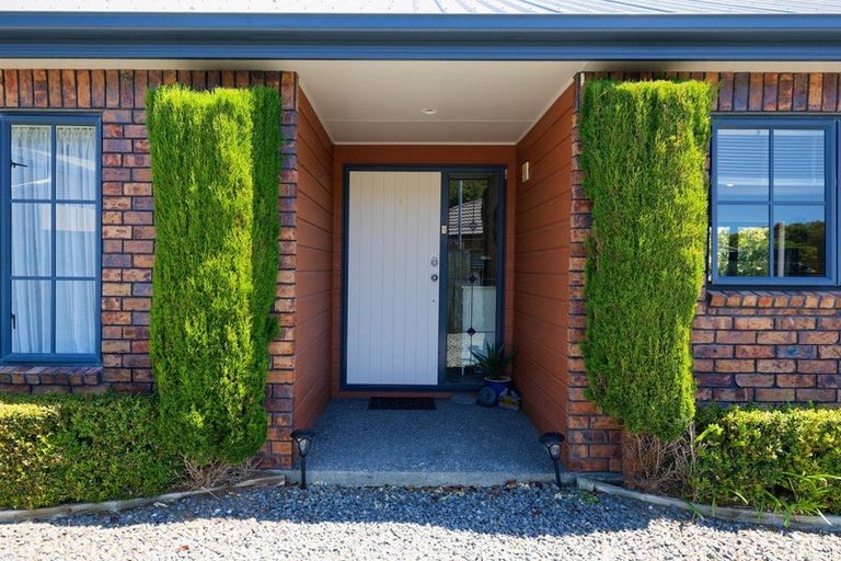 Photo of property in 39 Kotuku Road, South Bay, Kaikoura, 7300