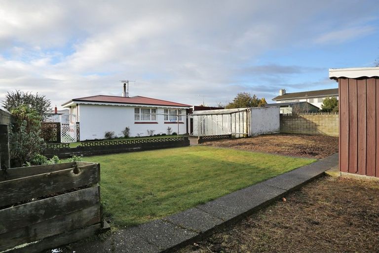 Photo of property in 6 Pine Crescent, Hargest, Invercargill, 9810
