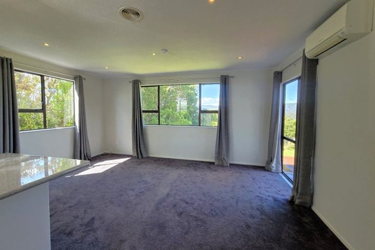 Photo of property in 3 Owaka Close, Kelson, Lower Hutt, 5010