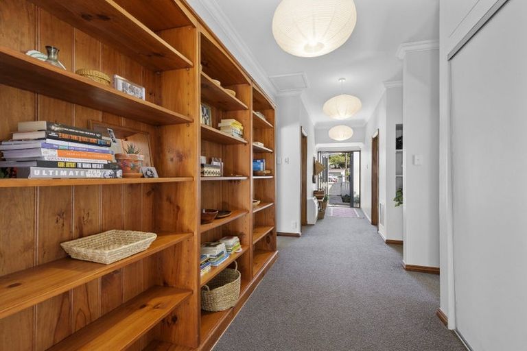 Photo of property in 48 Darlington Road, Miramar, Wellington, 6022