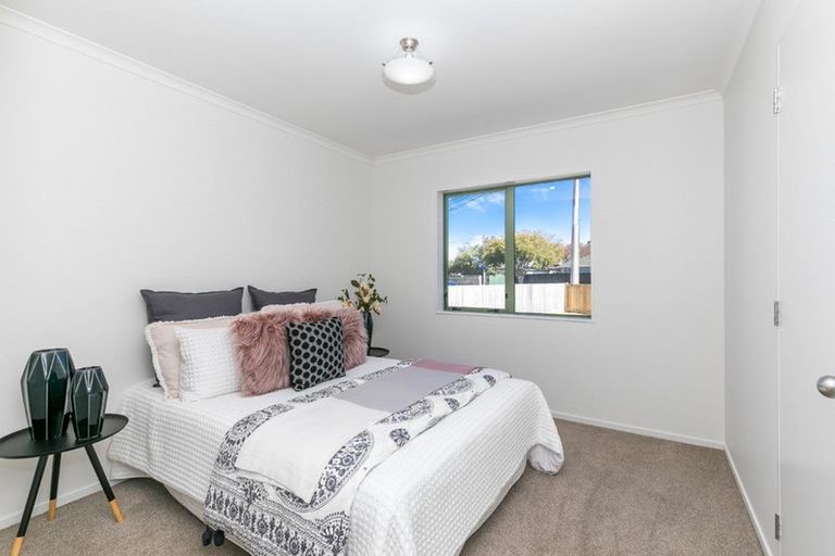 Photo of property in 11a Mahana Road, St Andrews, Hamilton, 3200